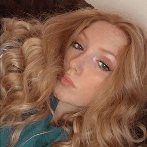 Meet your Posher, Makenzie